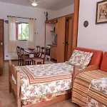Sitio Cad Em Ilhabela - Casas Para Familias Com Areas Comuns De Lazer Para Relaxarem, Se Divertirem E Socializarem - Piscina E Hidromassagem Aquecidas - Churrasqueira - Aceitamos Pets -