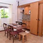 Sitio Cad Em Ilhabela - Casas Para Familias Com Areas Comuns De Lazer Para Relaxarem, Se Divertirem E Socializarem - Piscina E Hidromassagem Aquecidas - Churrasqueira - Aceitamos Pets -