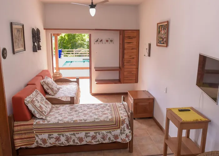 Sitio Cad Em Ilhabela - Casas Para Familias Com Areas Comuns De Lazer Para Relaxarem, Se Divertirem E Socializarem - Piscina E Hidromassagem Aquecidas - Churrasqueira - Aceitamos Pets -