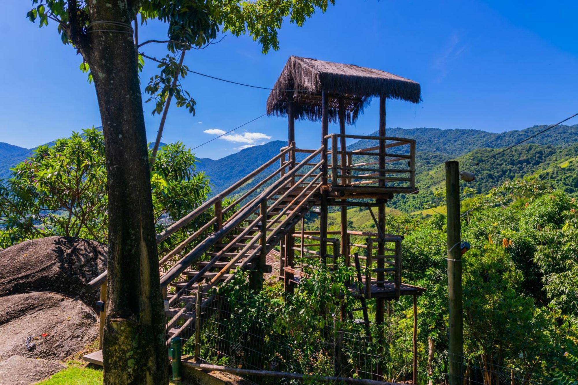 Sitio Cad Em Ilhabela: Family Retreat With Heated Pool And Pet-friendly Amenities Ilhabela