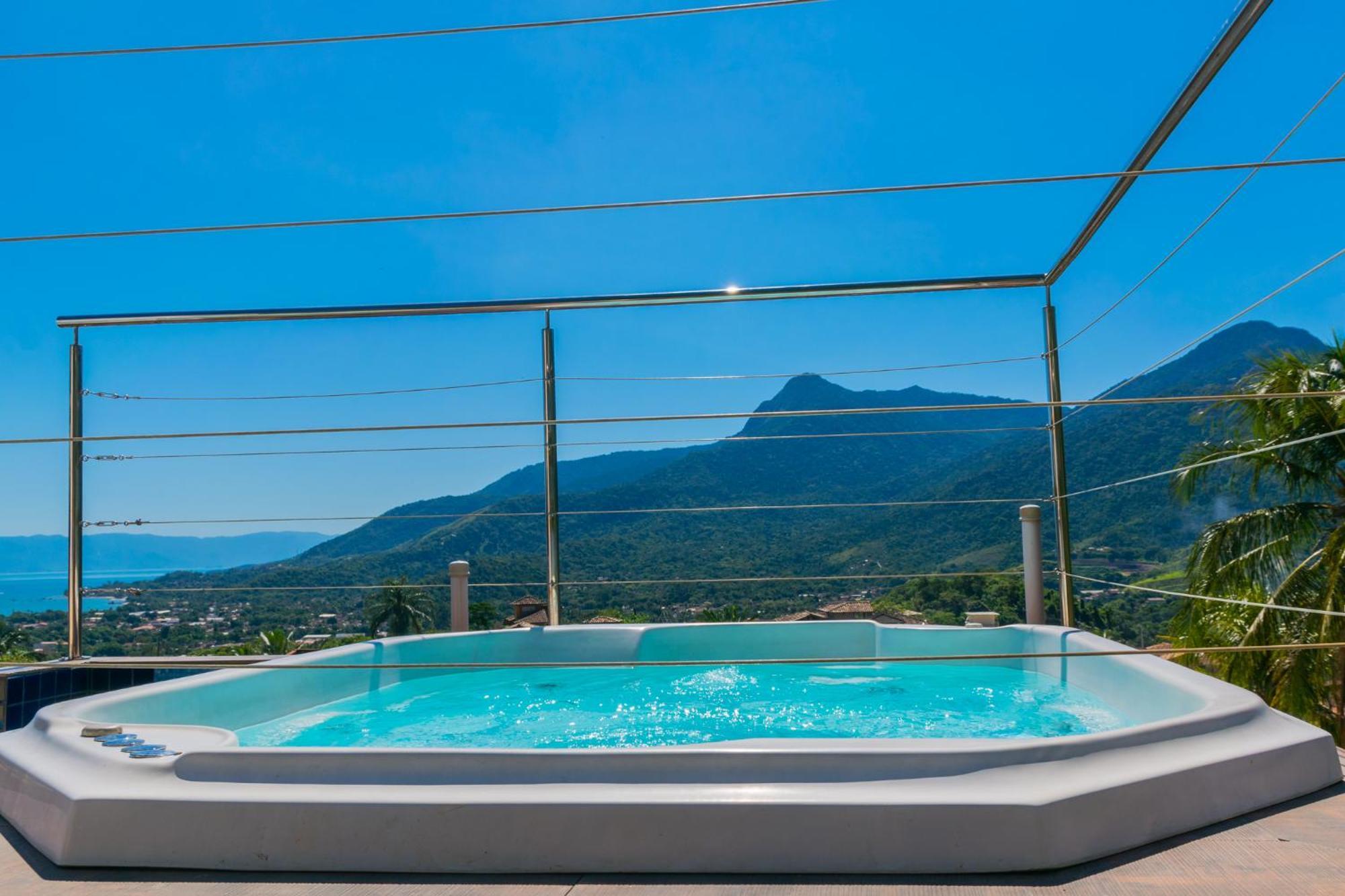 Sitio Cad Em Ilhabela: Family Retreat With Heated Pool And Pet-friendly Amenities Holiday home Ilhabela