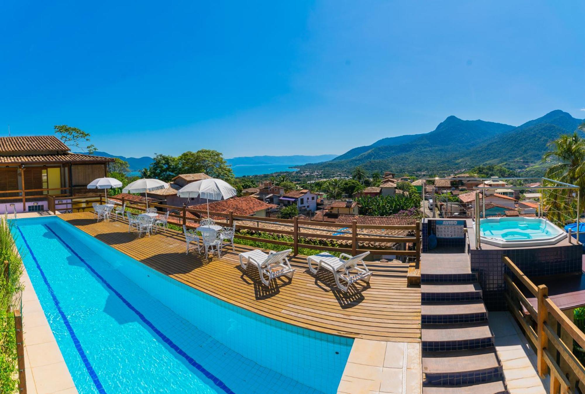 Sitio Cad Em Ilhabela: Family Retreat With Heated Pool And Pet-friendly Amenities Holiday home